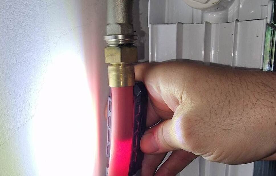 Tube en PER bouché par la boue